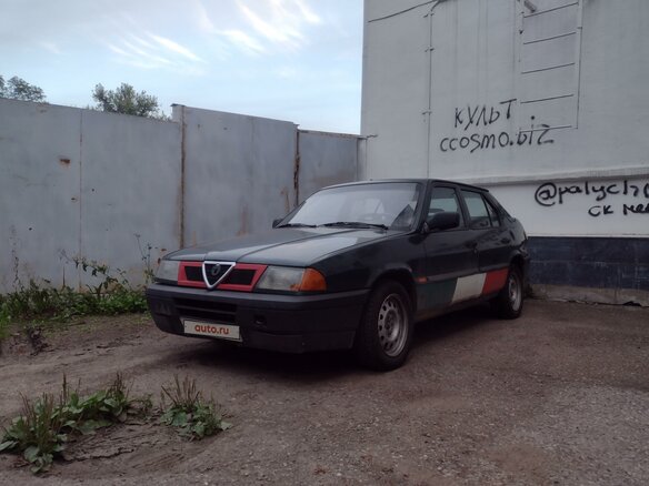 1993 Alfa Romeo 33 II, зелёный, 200000 рублей