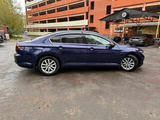 2019 Volkswagen Passat B8, синий, 1900000 рублей, вид 2