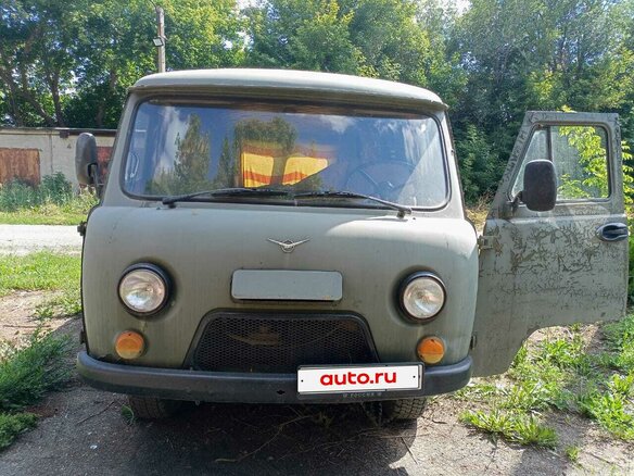 2002 УАЗ 3741, зелёный, 200000 рублей
