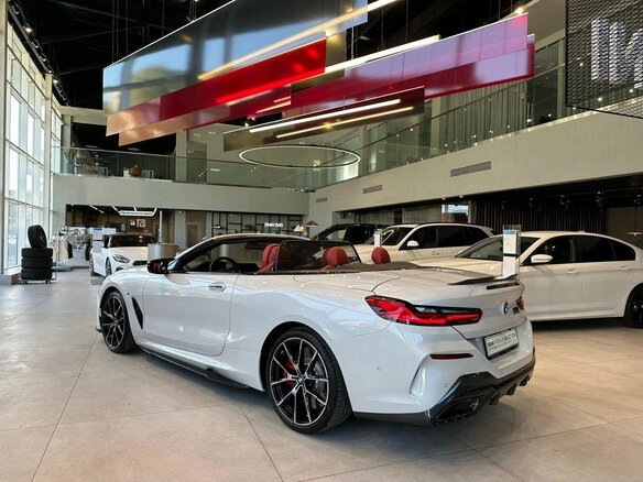 2020 BMW 8 серии 840i xDrive II (G14/G15/G16), белый, 7000000 рублей - вид 14