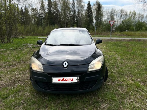 2009 Renault Megane III, чёрный, 500000 рублей - вид 2