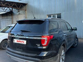 2017 Ford Explorer V Рестайлинг 2, чёрный, 2590000 рублей, вид 5