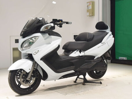 2013 Suzuki Burgman (SkyWave) 650, белый, 610000 рублей, вид 4