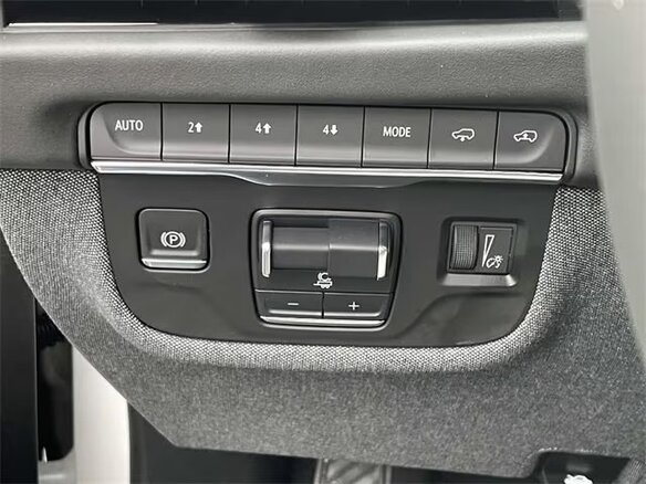 2026 Cadillac Escalade ESV V Рестайлинг, белый, 23412956 рублей - вид 7