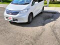 2014 Honda Freed I Рестайлинг 2, белый, 1350000 рублей - вид 3