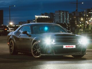 2014 Dodge Challenger III Рестайлинг 2, чёрный, 3500000 рублей, вид 2