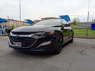 2020 Chevrolet Malibu IX Рестайлинг, чёрный, 1600000 рублей, вид 1