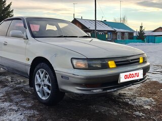 1991 Toyota Vista III (V30), бежевый, 390000 рублей, вид 1