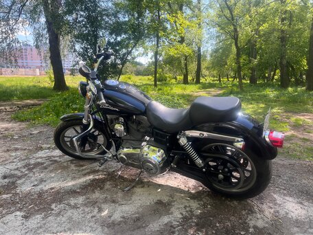 2006 Harley-Davidson Dyna Super Glide, чёрный, 700000 рублей, вид 4