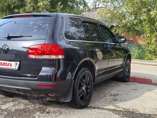 2004 Volkswagen Touareg I, чёрный, 2700000 рублей, вид 4
