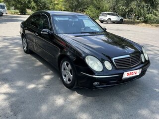 2005 Mercedes-Benz E-Класс 350 III (W211, S211), чёрный, 1050000 рублей, вид 2