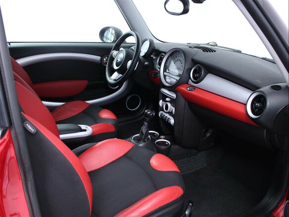 2007 Mini Hatch Cooper II (R56), красный - вид 11