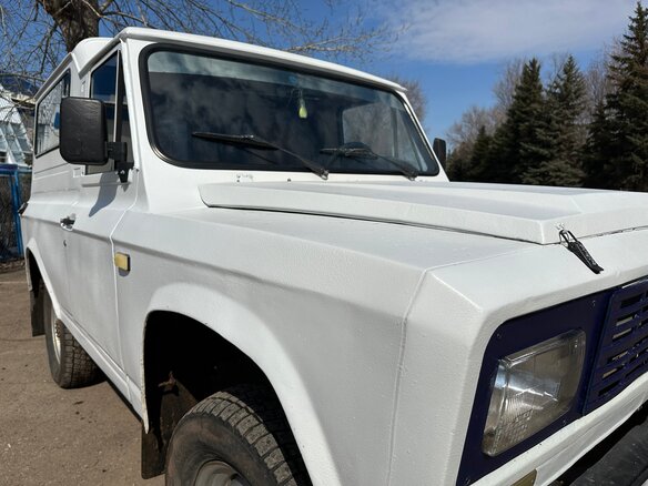1991 Aro 24, белый - вид 3