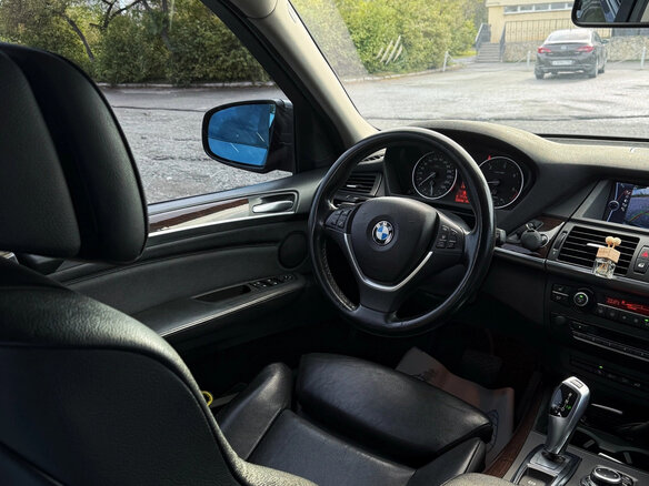 2012 BMW X5 30d II (E70) Рестайлинг, серый, 2500000 рублей - вид 12