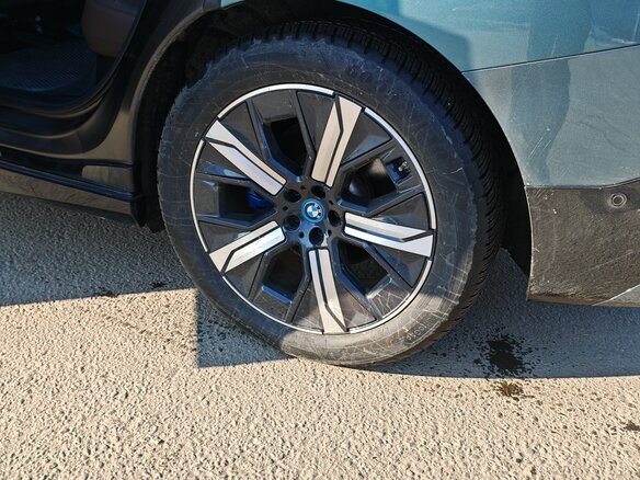 2022 BMW iX xDrive40 I (I20), голубой, 6500000 рублей - вид 8