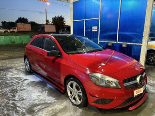 2014 Mercedes-Benz A-Класс 180 III (W176), красный, 1050000 рублей, вид 3