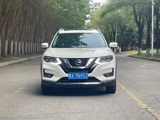 2023 Nissan X-Trail III Рестайлинг, белый, 1750000 рублей, вид 2