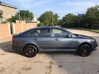 2011 Skoda Octavia II (A5) Рестайлинг, серый, 1050000 рублей, вид 4