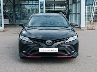 2020 Toyota Camry VIII (XV70), чёрный, 2785000 рублей, вид 2