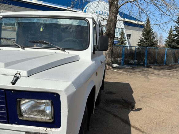 1991 Aro 24, белый - вид 2