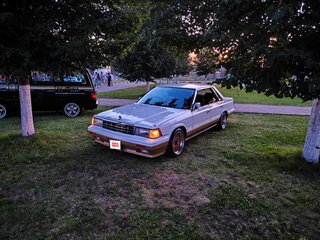 1988 Nissan Laurel V (C32), белый, 1500000 рублей, вид 1