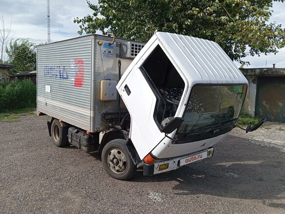 1990 Fuso (Mitsubishi) Canter, белый, 910000 рублей - вид 7