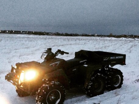 2010 Polaris Sportsman 6x6, зелёный, 880000 рублей, вид 3