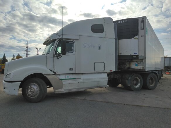 2003 Freightliner Columbia, белый, 1100000 рублей - вид 6