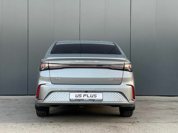 2026 BAIC U5 Plus, серый - вид 3
