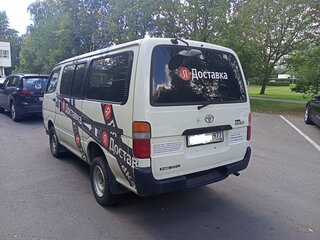 2002 Toyota HiAce H100, белый, 900000 рублей, вид 4