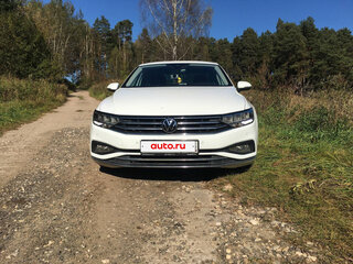 2021 Volkswagen Passat B8 Рестайлинг, белый, 2599000 рублей, вид 3