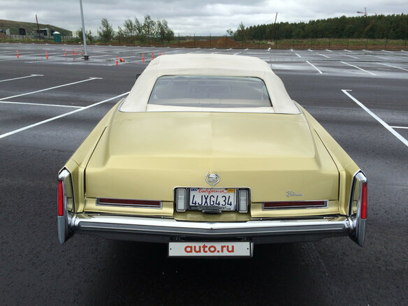 1975 Cadillac Eldorado IX, золотистый - вид 15