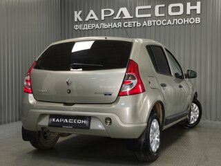 2011 Renault Sandero I, бежевый, 515000 рублей, вид 2