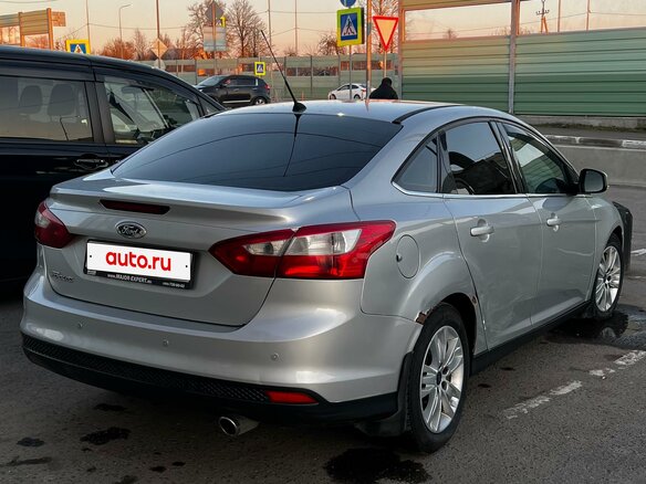 2011 Ford Focus III, серый, 770000 рублей - вид 4