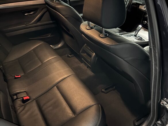2013 BMW 5 серии 528i xDrive VI (F10/F11/F07) Рестайлинг, чёрный, 2350000 рублей - вид 13