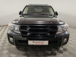 2015 Toyota Land Cruiser 200 Series Рестайлинг 1, чёрный, 4049000 рублей, вид 2