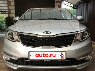 2017 Kia Rio III Рестайлинг, серебристый, 1500000 рублей, вид 1