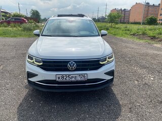 2021 Volkswagen Tiguan II Рестайлинг, белый, 3700000 рублей, вид 2
