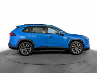 2020 Toyota RAV4 V (XA50), синий, 2845000 рублей, вид 4
