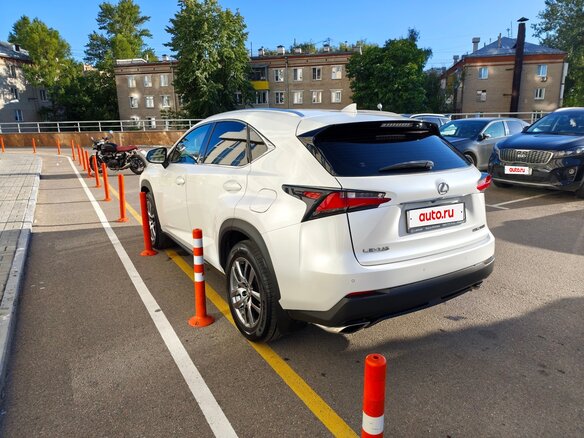 2017 Lexus NX 200t I, белый - вид 4