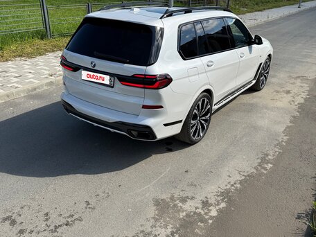2023 BMW X7 40d I (G07) Рестайлинг, белый, 11500000 рублей, вид 5