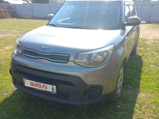 2017 Kia Soul II Рестайлинг, серый, 1200000 рублей, вид 1