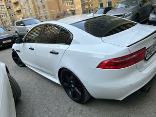 2015 Jaguar XE I, белый, 1400000 рублей, вид 3