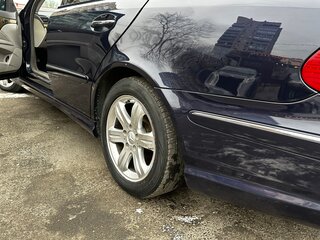 2006 Mercedes-Benz E-Класс 280 III (W211, S211) Рестайлинг, синий, 720000 рублей, вид 4