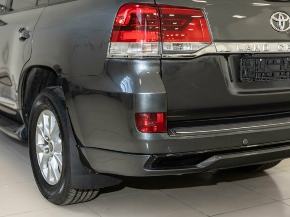 2010 Toyota Land Cruiser 200 Series, серый, 2700000 рублей - вид 18