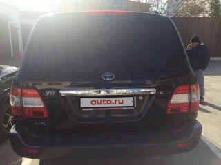 2006 Toyota Land Cruiser 100 Series Рестайлинг 2, чёрный, 2500000 рублей, вид 3