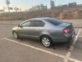 2008 Volkswagen Passat B6, серый - вид 3