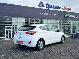 2013 Hyundai i30 II, белый, 650000 рублей, вид 5