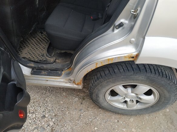 2008 Kia Sorento I Рестайлинг, серебристый, 720000 рублей - вид 4