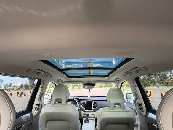 2016 Volvo XC90 II, чёрный, 3100000 рублей - вид 10